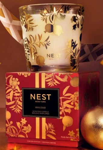 Nest Fragrances Holiday Scented 3 Wick Candle 21.1 oz Limited Edition - Picture 1 of 4