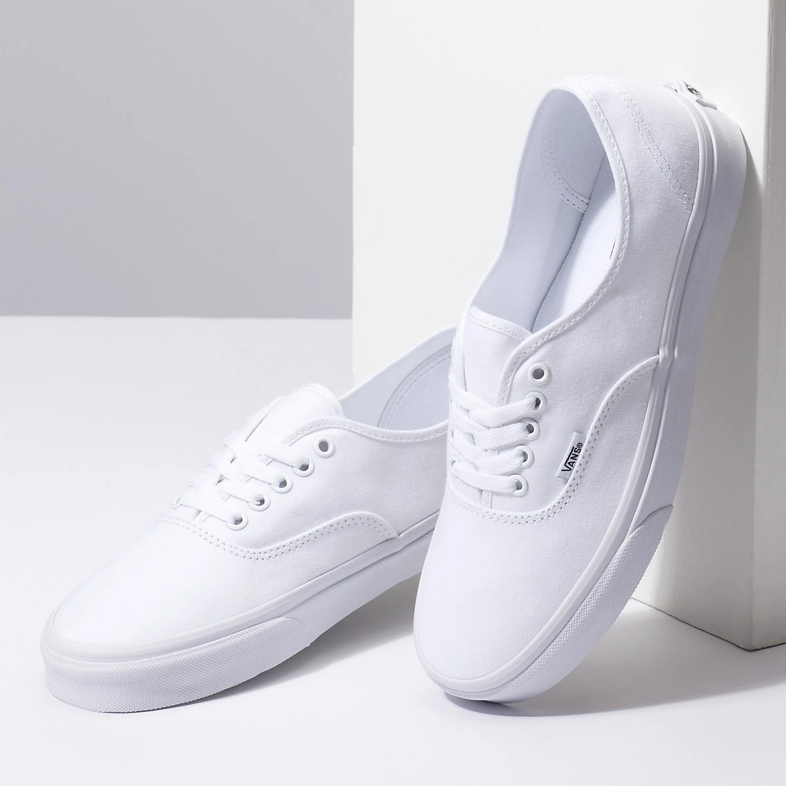 VANS AUTHENTIC TRUE WHITE SHOE