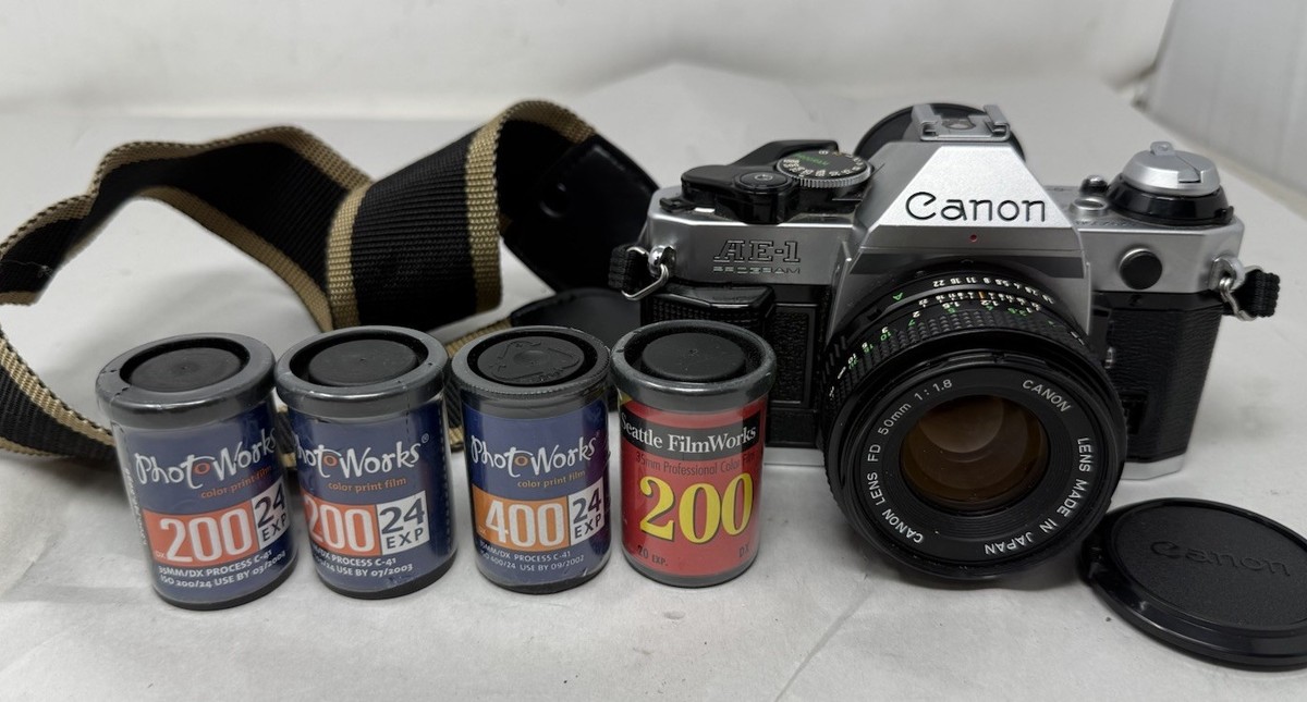 キャノン Canon AE-1 PROGRAM & FD 50mm F/1.8 Canon AE-1 Program with Canon lens FD 50mm 1:1.8 – Hard to Find
