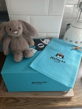 Fawn Flufflet Bunny Jellycat | Jelly Journal