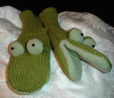 FROG MITTENS knit ADULT puppet GREEN Knit Fleece LINED toad animal GIFT costume