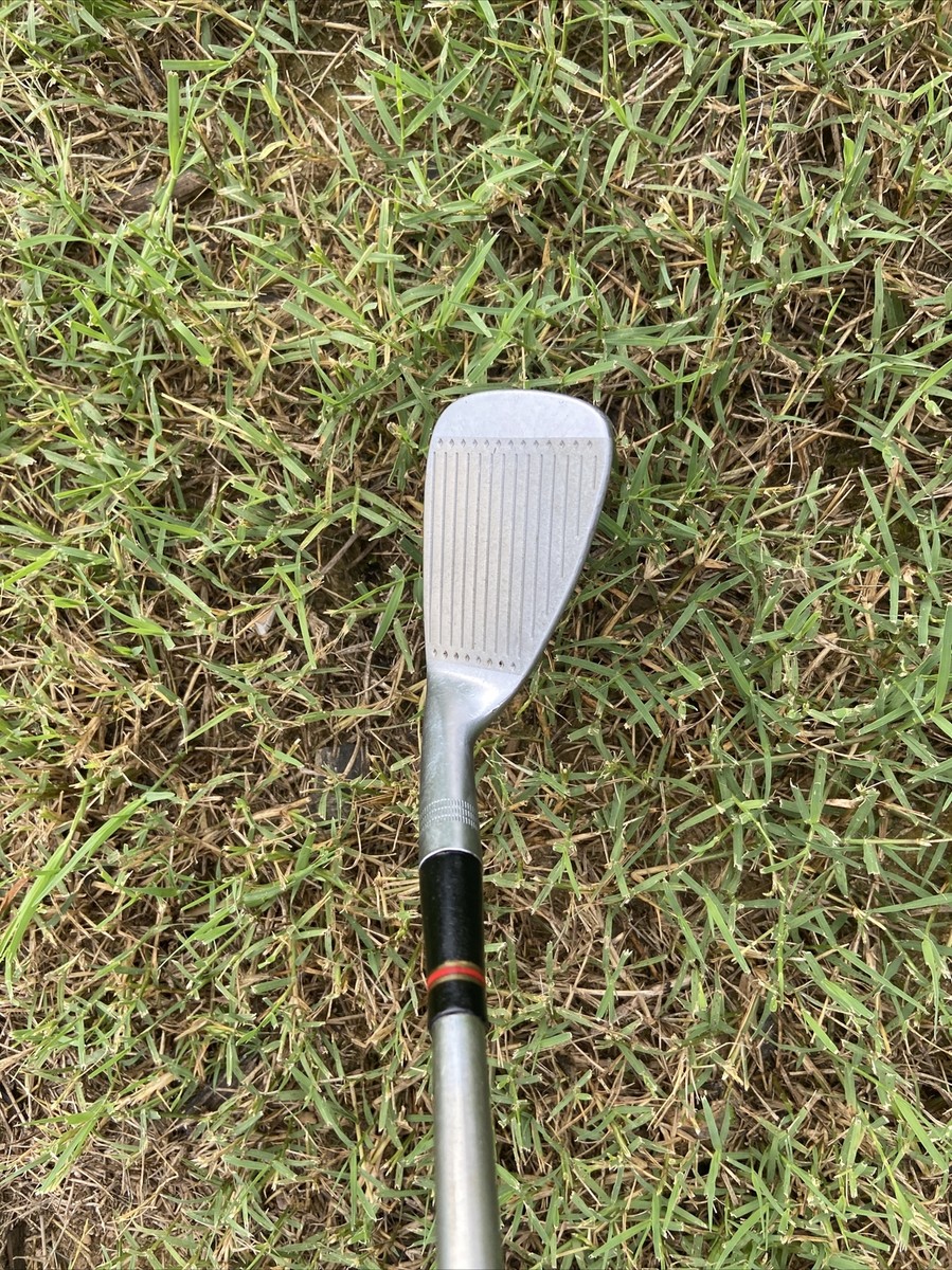 Wilson Staff Dynapower 9-Iron ⛳ RH Stainless Steel Shaft ~35.5