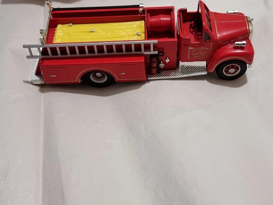 CORGI CLASSICS GETTYSBURG MACK B PUMPER FIRE ENGINE BOXED 52602 .. ,., - Image 4 of 4