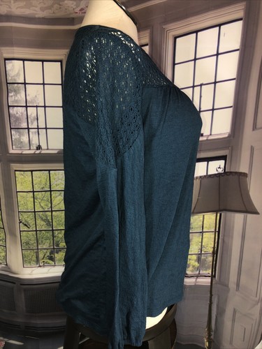 Style&Co M NWT Dark Kale Green Crochet Shoulder Blouse Shirt V-neck $60 - Picture 5 of 13