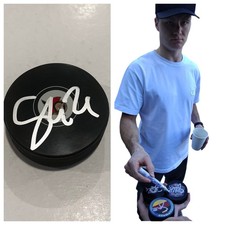 TIM STUTZLE SIGNED OTTAWA SENATORS HOCKEY PUCK W/ CASE COA