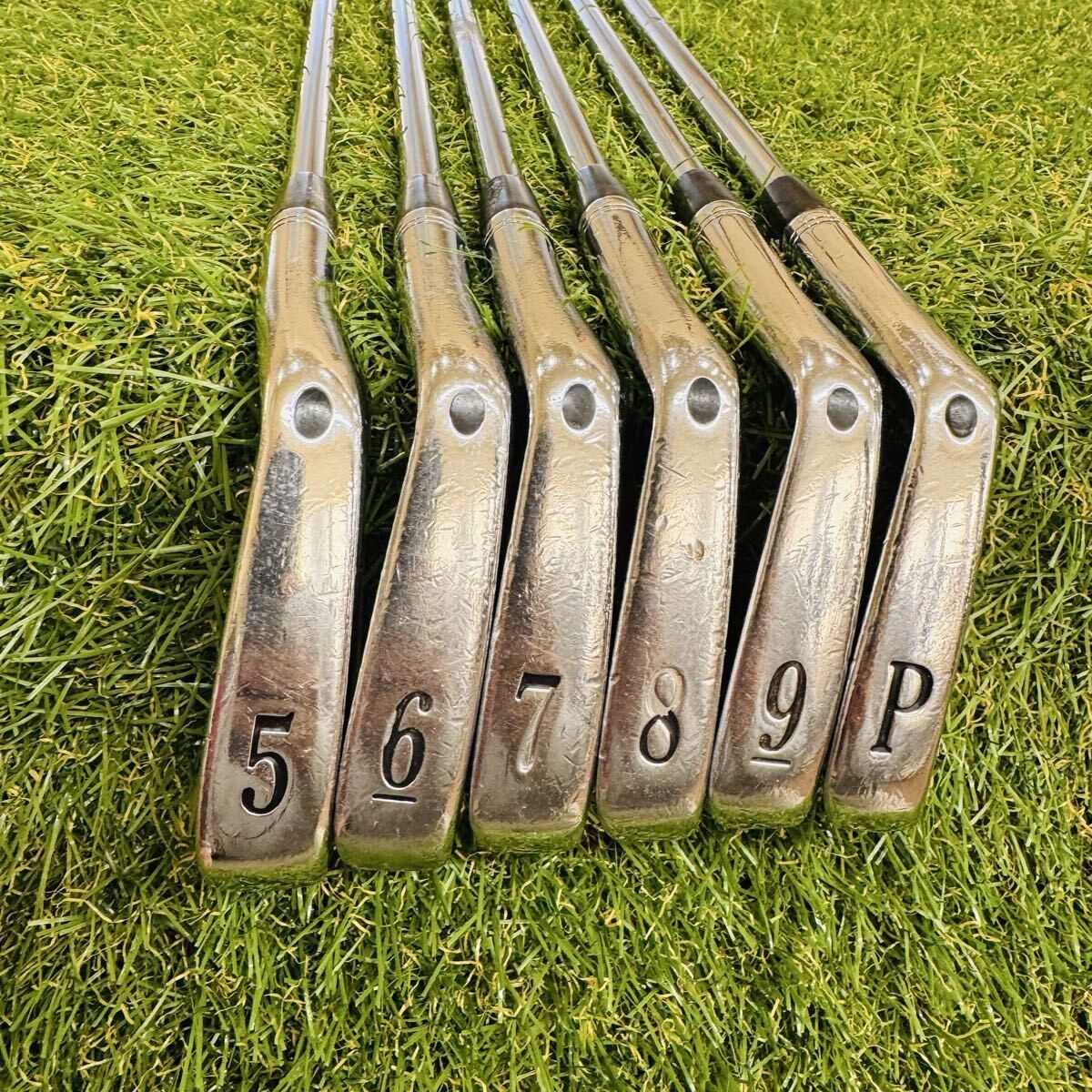 Used Titleist  735 CM FORGED  irons #5-pw Dynamic Gold S200