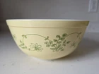 1980's Vintage PYREX Shenandoah/Wintergreen #403 Pattern Mixing Bowl EUC