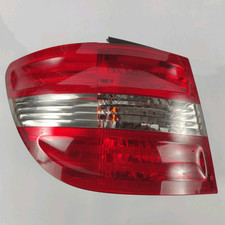 Pfostenleuchte. Ostteil. Links MERCEDES-BENZ Classe B (T245) 150/160 Mnv