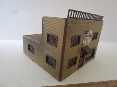 HO 1/87 Scale Pro Wood Built Weathered Bed & Breakfast Building For Train layout