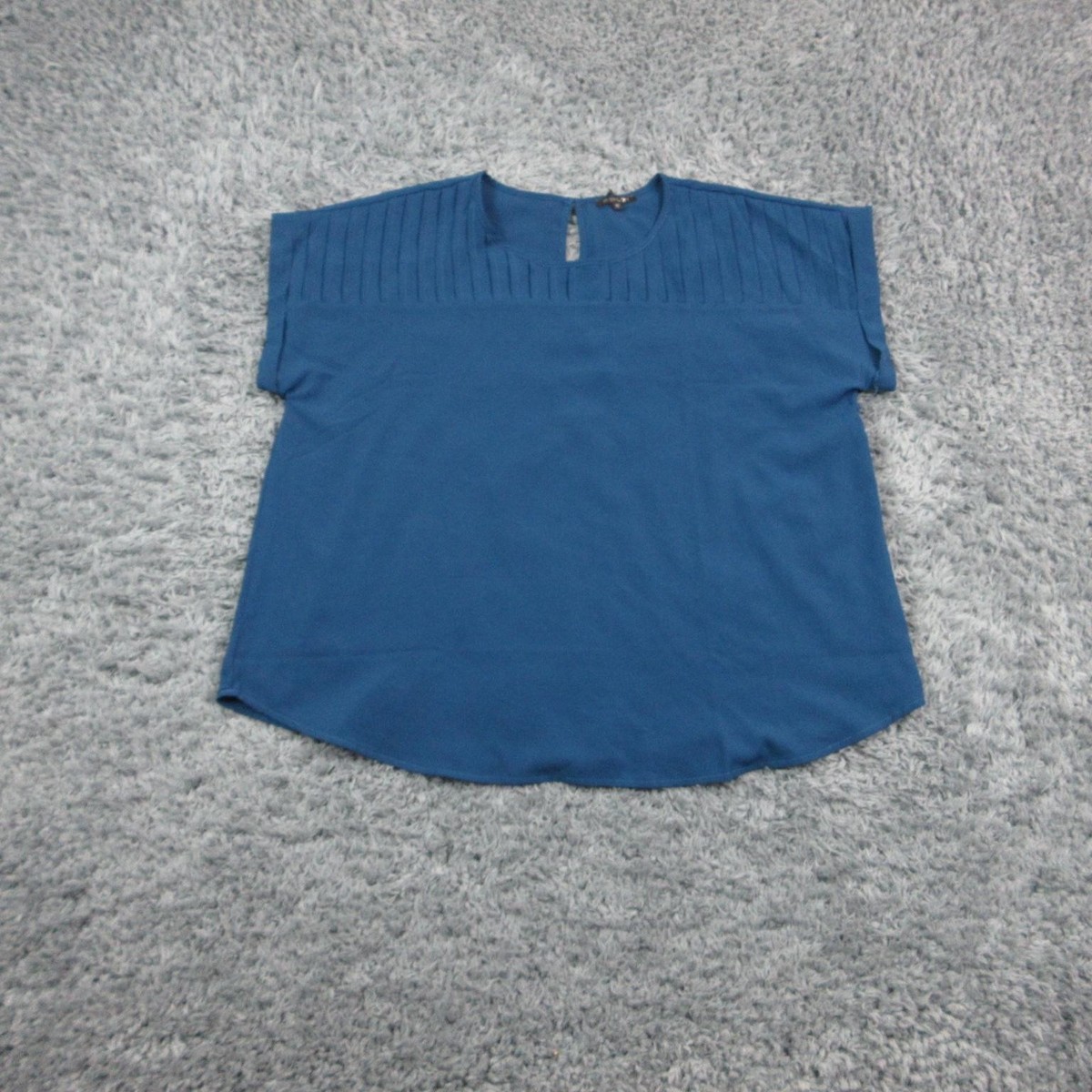 Papermoon Blouse Womens 1X Blue Basic Pleated Cap Sleeve Round Neck NWT