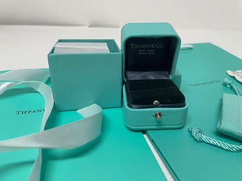 Tiffany & Co Engagement Ring Box + Outer Box + Pouch + Certificate + Folder +Bag