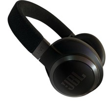 JBL LIVE 660NC Wireless Bluetooth Over-Ear Noise-Cancelling Headphones