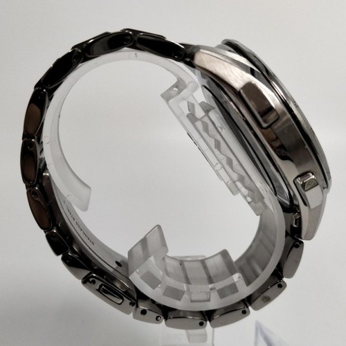 Seiko 8B92-0AB0 Chronographe World Temps Date Solaire Montre Hommes Authentique - Photo 4 sur 10