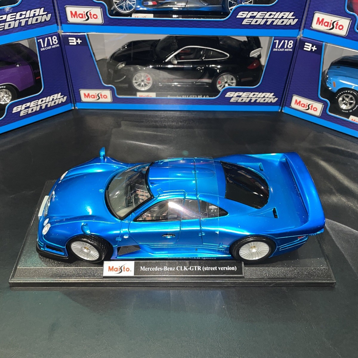 ミニカー Mercedes CLK-GTR 1/18 Maisto 1/18 Maisto Mercedes-Benz CLK GTR Street Version (Black