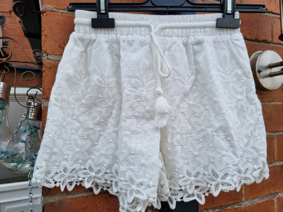 Boden Ivory Lace Shorts - Size XS -WJ053-G1 - Image 4 of 4