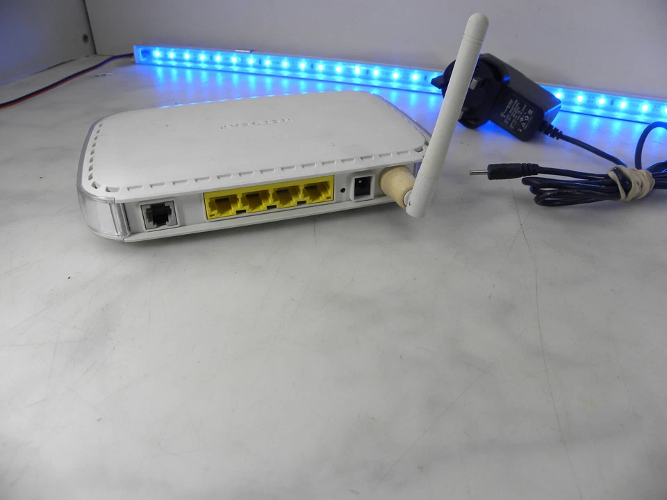 Netgear DG834G v.3 - 54Mbps Wireless ADSL Modem Firewall Router 802.11g #207 - Image 3 of 4