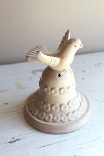 Guatemalan Handmade Wheel Thrown Pottery Bird Dove Rustic Beige Wedding Bell - Picture 2 of 6
