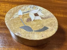 Soapstone Salt/Trinket Box Flower Inlaid  Hand Carved Flower Oval India VTG