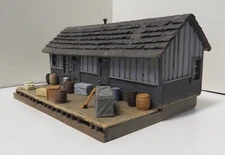 FREIGHT STATION. BUILT. WOOD. WELL-DETAILED. WELL-WEATHERED. HO