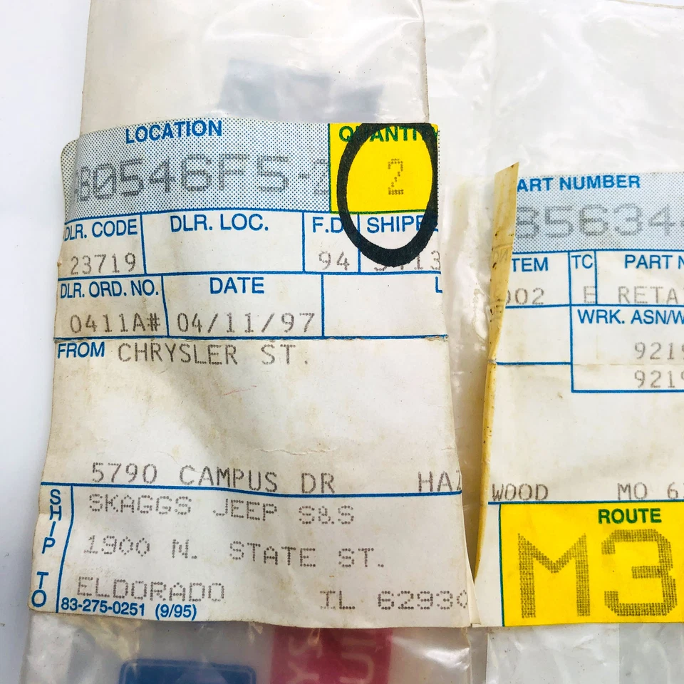 Mopar 4856344 Retainer Drive Axle Shaft OEM NOS 1994-98 Jeep Grand Cherokee Foto 2 de 4