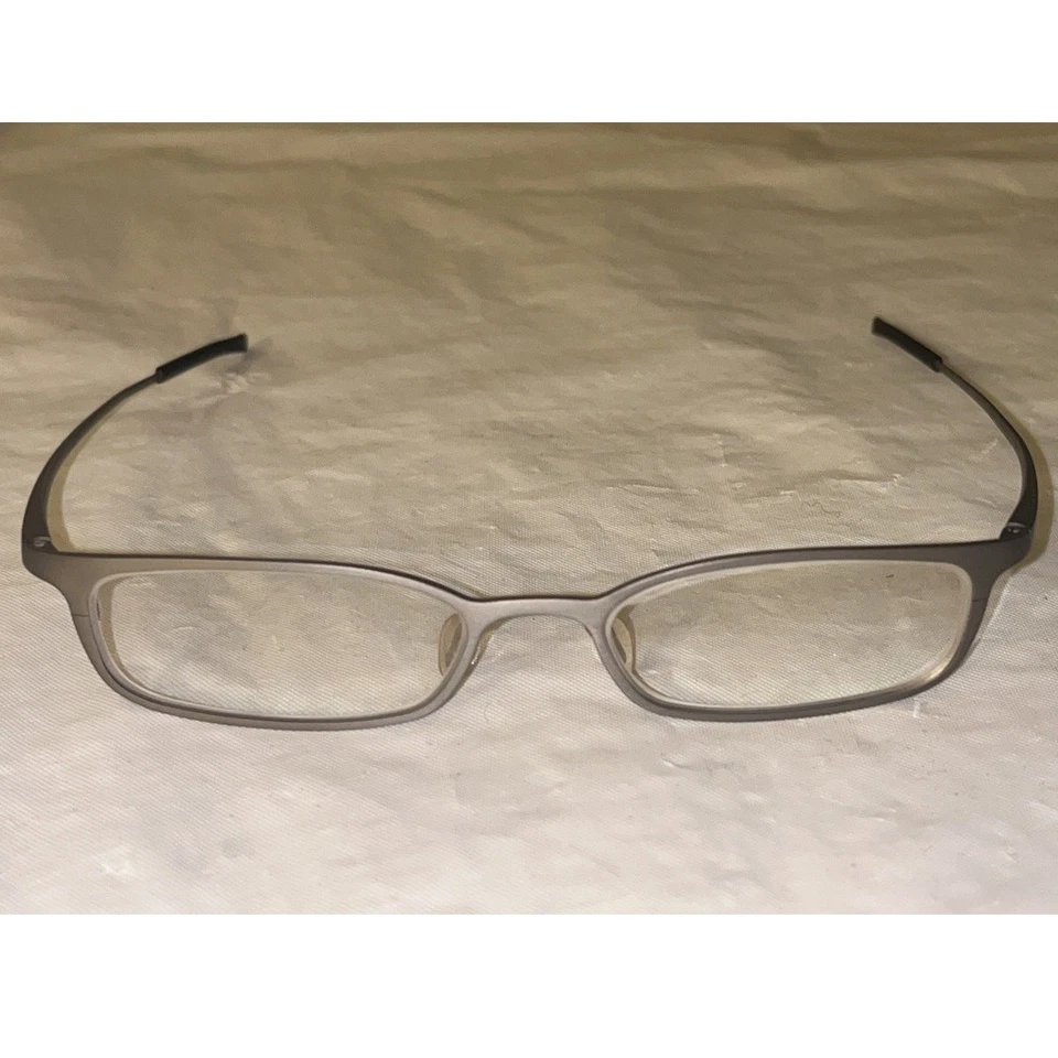 Marcos de gafas Tag Heuer TH4003 gris titanio/plateado hechos en Francia 49-17-130 Foto 4 de 4