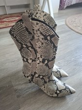 GUESS Women's Boots Size 4.5 RPR £80