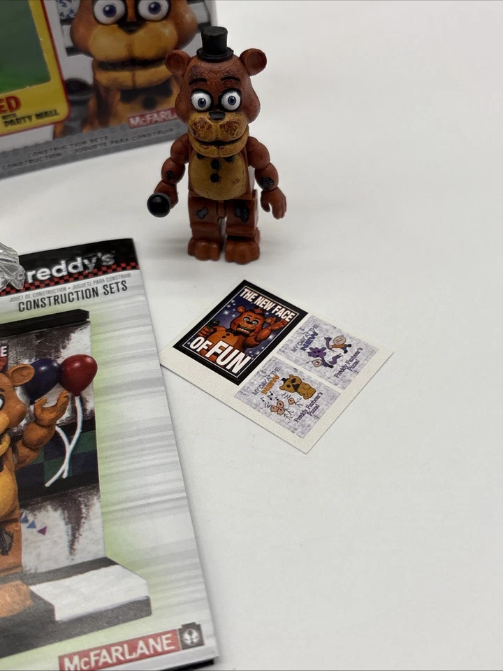 McFarlane Five Nights At Freddys Withered Freddy With Party Wall - Image 3 of 4