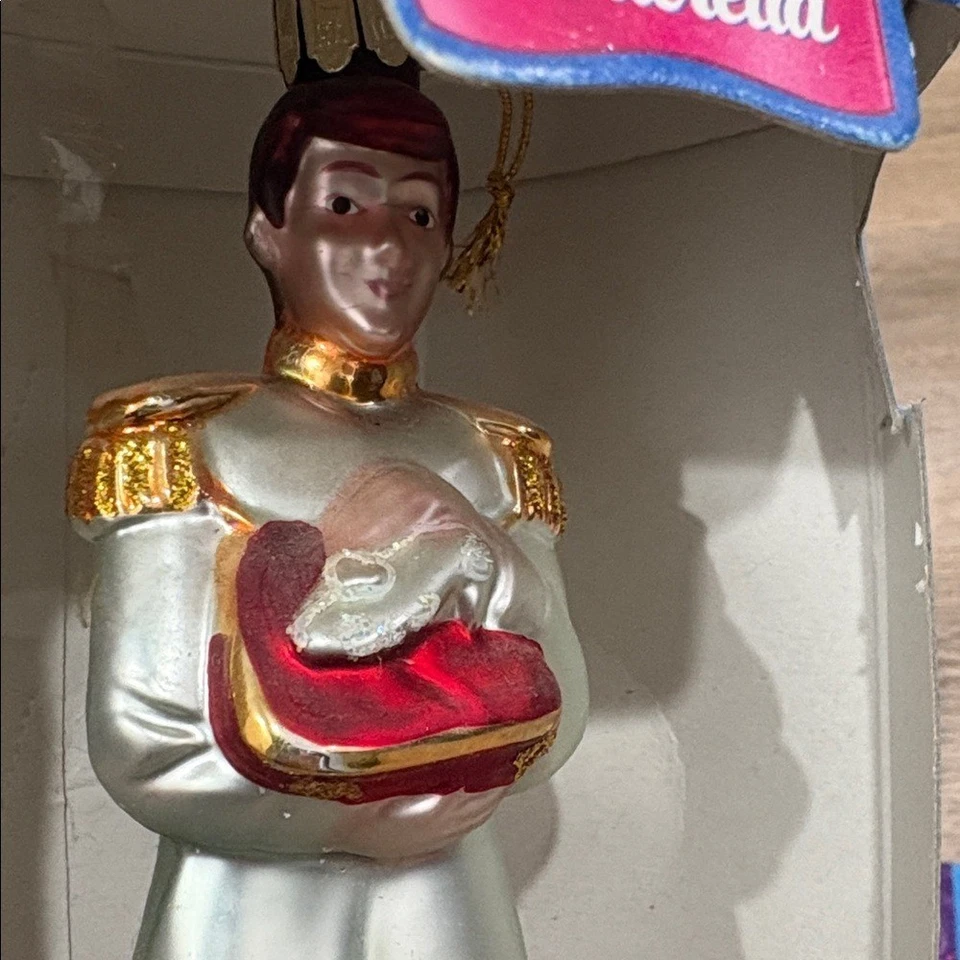 Juego de adornos de vidrio europeos Disney Cenicienta Santa's Best 2000 nuevo en caja Foto 4 de 4