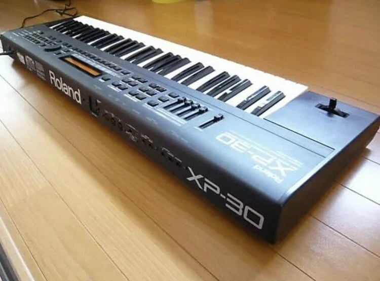 Roland xp 30 keyboard price outlet