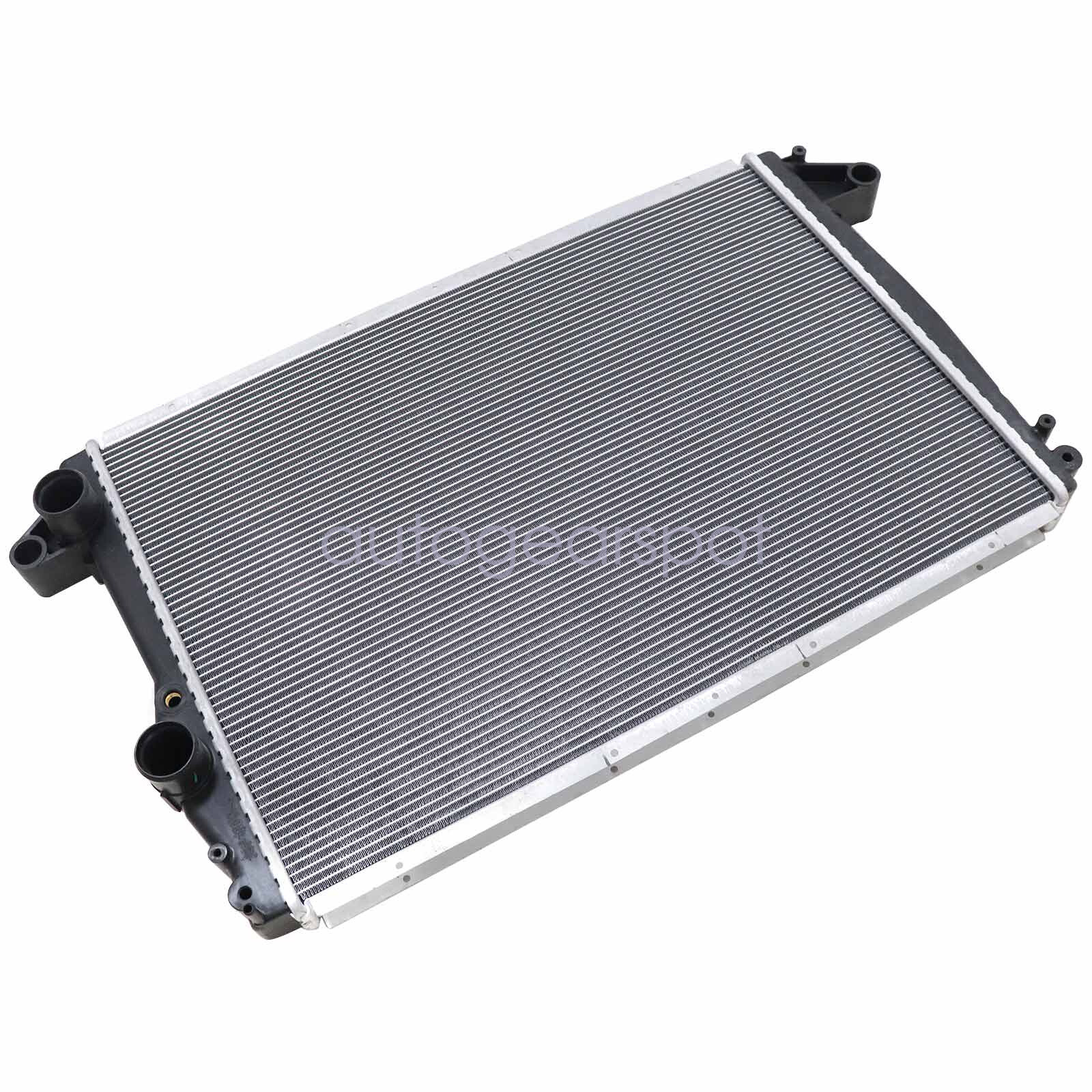 1X Radiator Cooling Water Replacment For Maserati Granturismo 2008-2016 223561