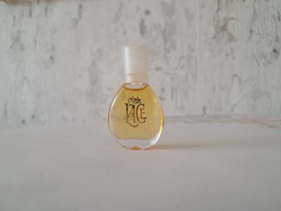 Miniatur ''Truly Lace'' von Coty