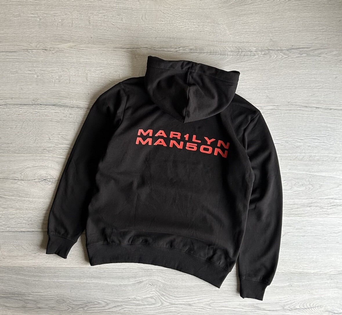 Marilyn Manson x H&M Mans Black Pullover Hoodie Size M | eBay Marilyn Manson x H&M Mans Black Pullover Hoodie Size M | eBay