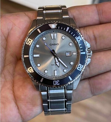 【限定特価】CASIO カシオ MDV-107D-8A アナログウォッチ Casio MDV-107D-8AV 200M Stainless Steel Analog Mens Watch