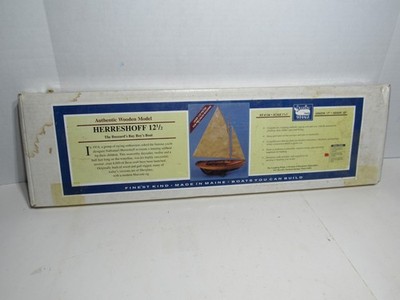 Herreshoff 12 1/2 The Buzzards Bay Boat Sailboat Wooden Ship 1'':1' Model Kit 134