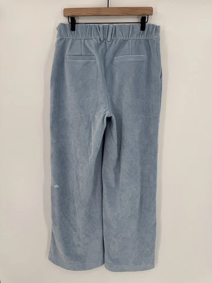 Calça feminina ALO Yoga micro veludo sonhador perna larga tamanho grande celestial - Imagem 2 de 4