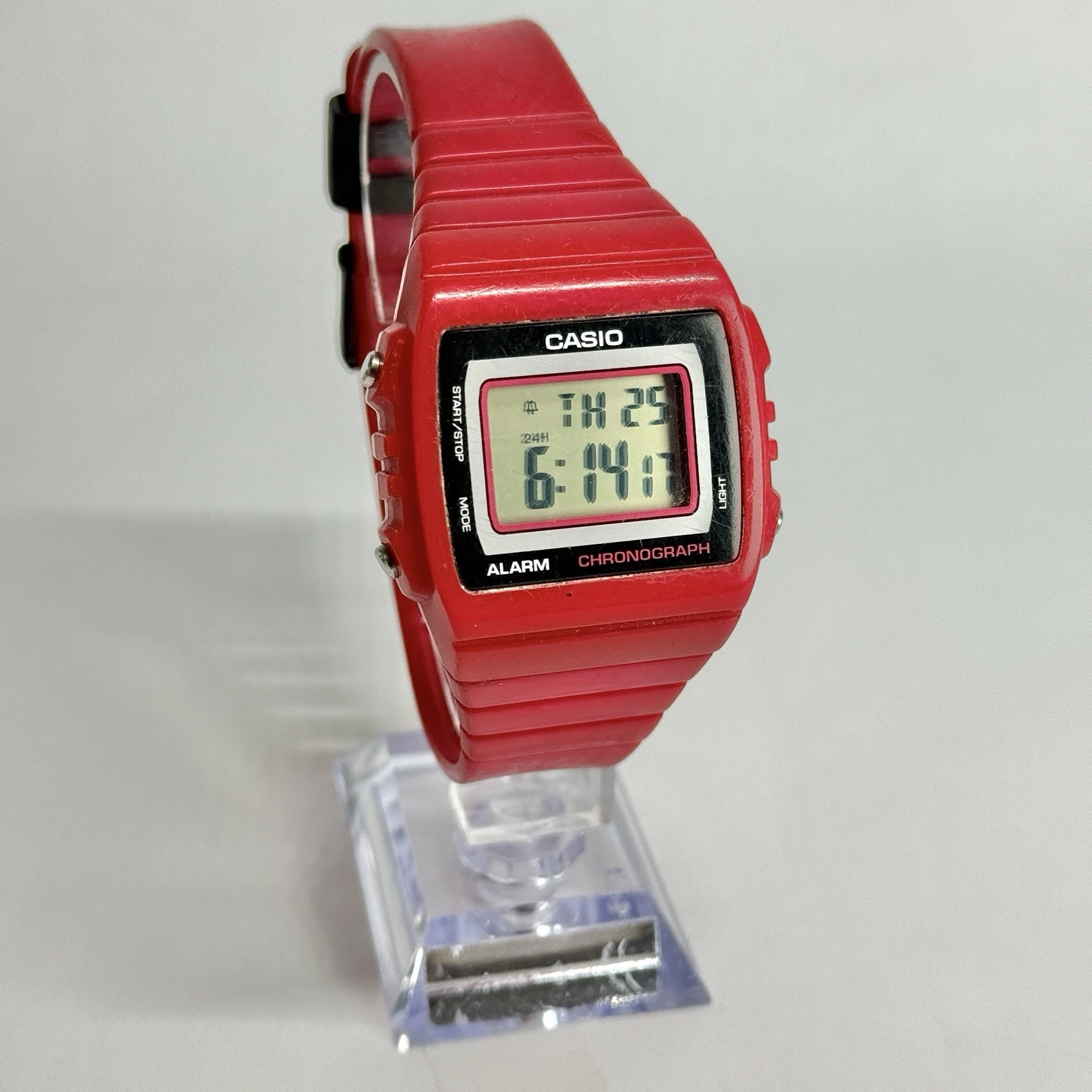 CASIO W215H Alarm Chrono Digital Quartz Unisex Vintage Watch W472 *WORKING