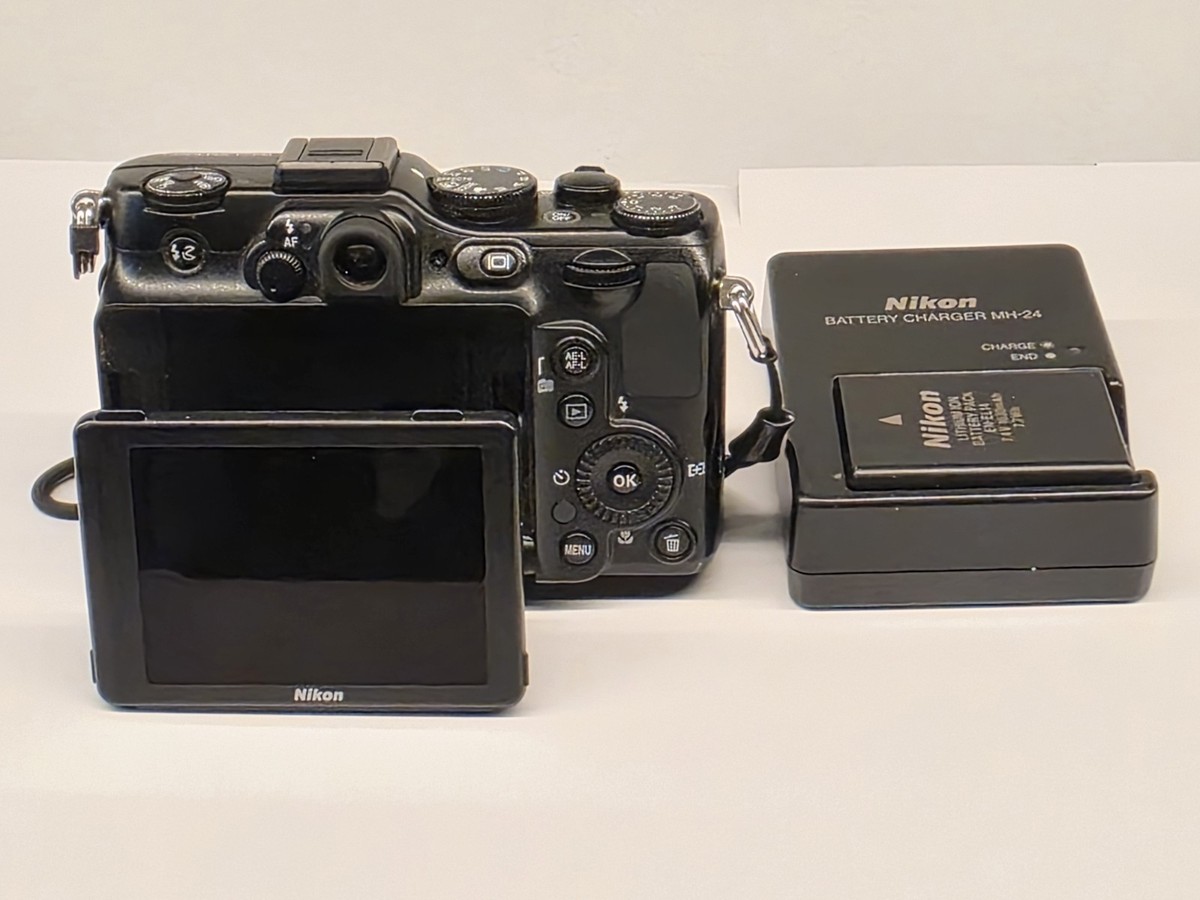 Nikon COOLPIX P7100 10.1MP Digital Camera - Black for sale online
