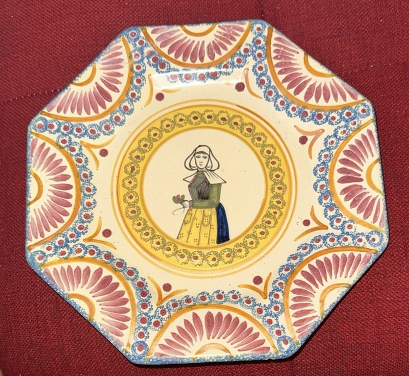 HENRIOT QUIMPER Octogonal Plate Breton Lady France