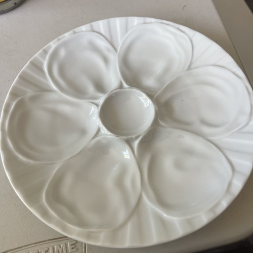 Procelian White Oyster Plate Made In France Stunning Elegant - Picture 4 of 6