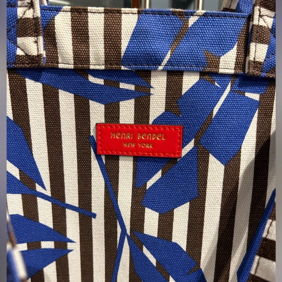 Henri Bendel RARE Magazine Canvas Stripe Leaf Large Tote. NWOT. - Image 2 of 4