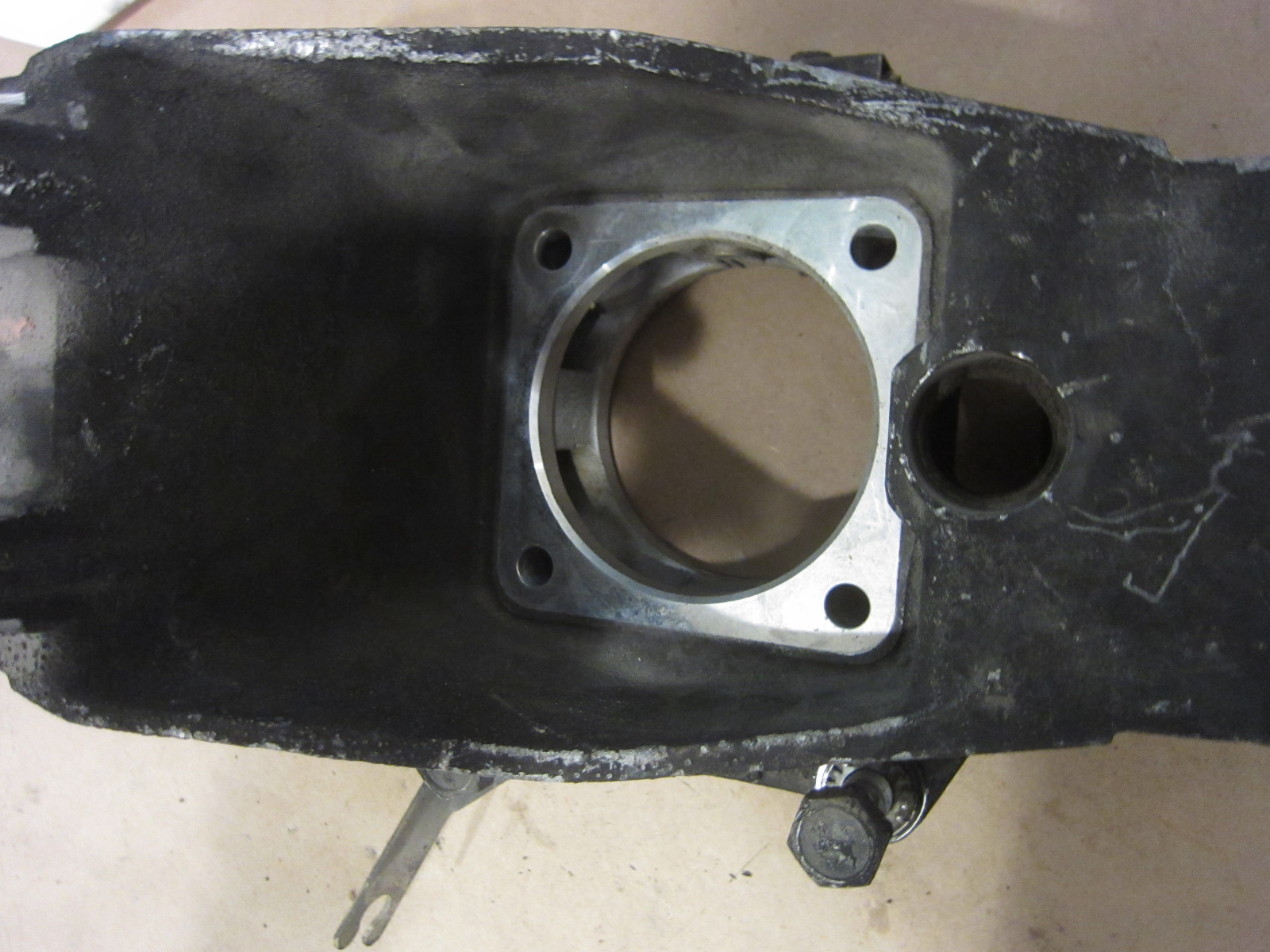 Ferrari 355 LH Left Rear Hub Spindle Steering Knuckle Holder 162939