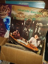 Detrola record player n records