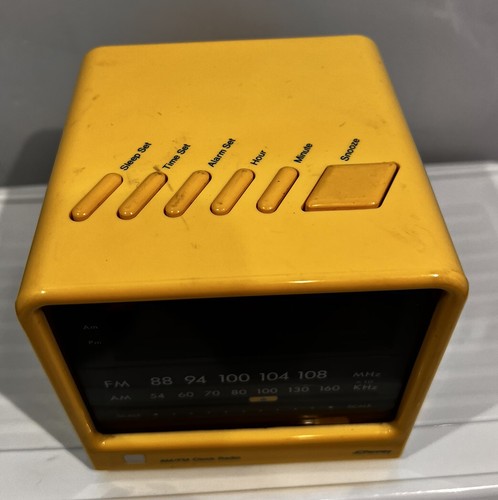 Vintage JC Penney Yellow Cube Alarm Clock Model 680-3020 Working - Picture 2 of 16