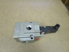 NEW SMC SOLENOID VALVE VG342R-5DZ-04N 24Vdc V0307-5DZ1-X84 1/2" NPT