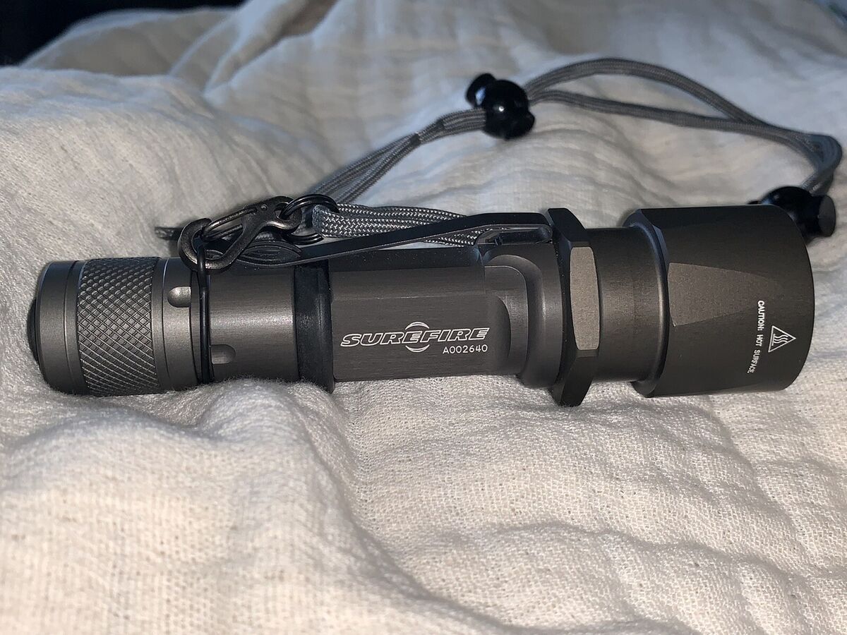 SureFire M2 Centurion Xenon Millennium Series Flashlight SureFire M2 Centurion Xenon Millennium Series Flashlight