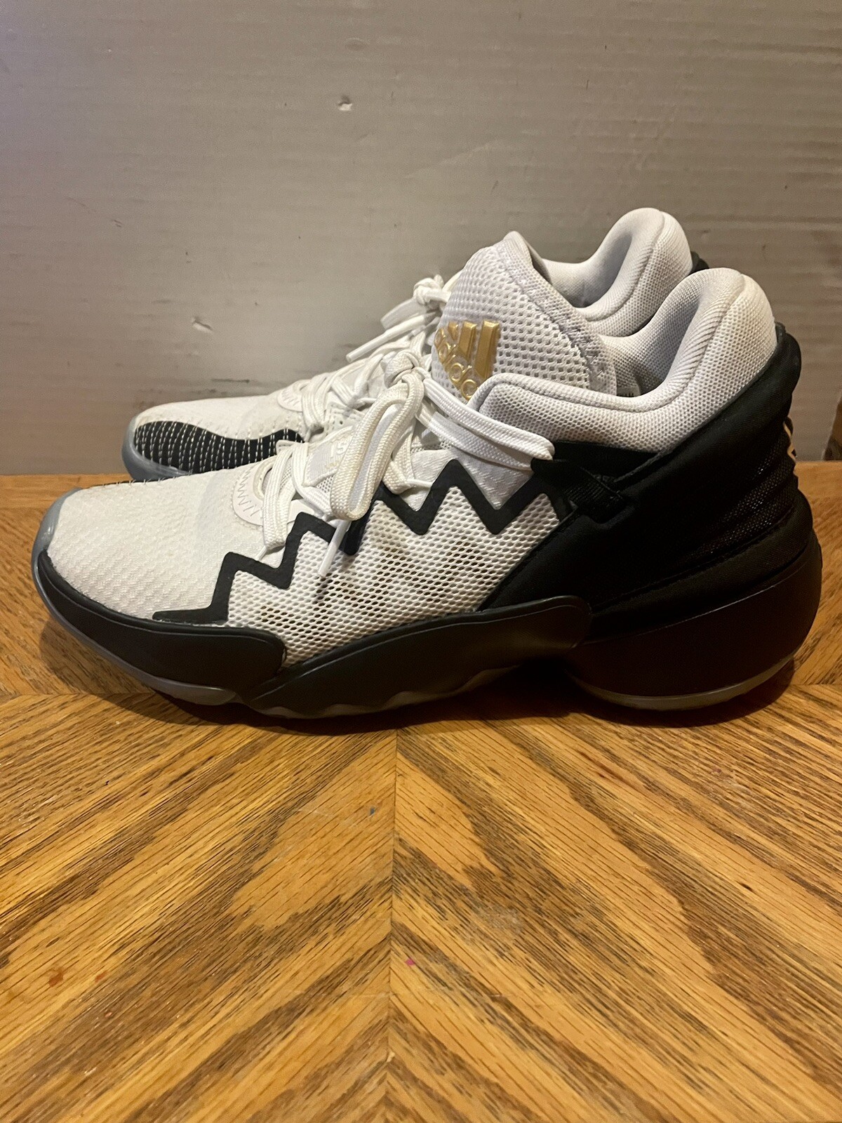 Adidas Black And White High Top Basketball Shoes. Siz… Gem