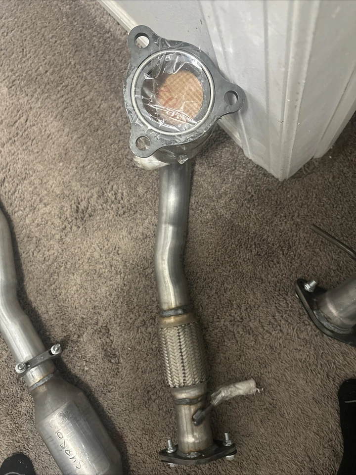 Catalizadores para Chevrolet Equinox LT 2010 Foto 3 de 4