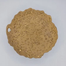 Hand Decorated 22 K Gold USA Weeping Bright Gold Leaf 6" Dish