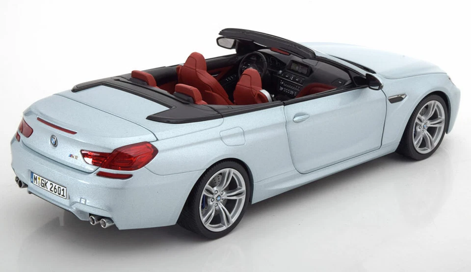 BMW M6 F12 CONVERTIBLE SILVERSTONE II 2012 PLATA PARAGON 80432253656 1/18 - Imagen 3 de 4