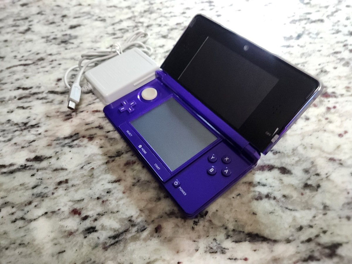 nintendo-3ds-midnight-purple-box
